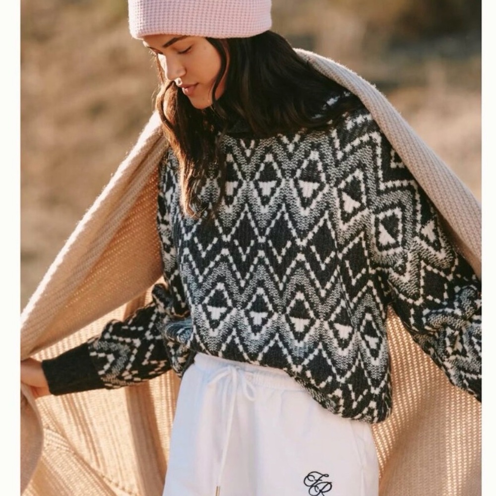 NWT Varley Ida Relaxed Fairisle
Rollneck